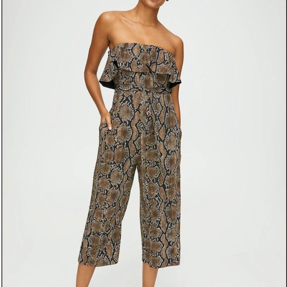 Babaton FLUTTER JUMPSUIT - Picture 1 of 5